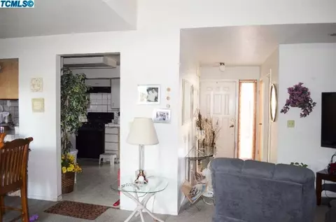 4819 W Westgate Ave, Visalia, CA 93277 photo 9