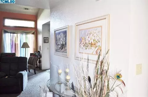 4819 W Westgate Ave, Visalia, CA 93277 photo 4