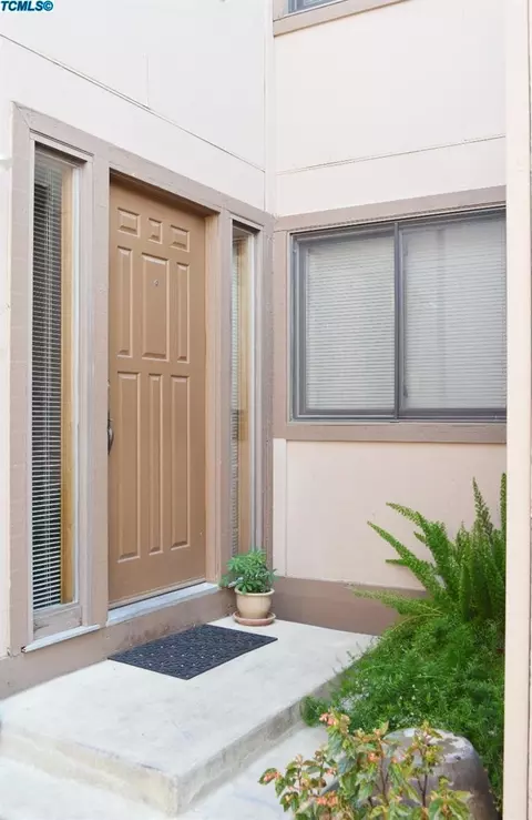 4819 W Westgate Ave, Visalia, CA 93277 photo 3