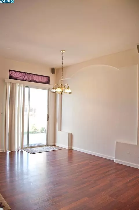 1556 Fireside Way, Lemoore, CA 93245 photo 9