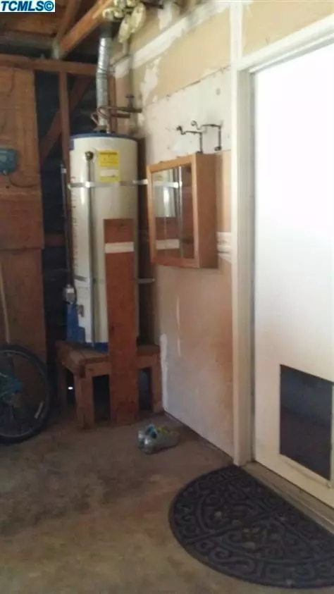 308 Evergreen Ave, Visalia, CA 93277 photo 20