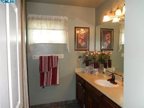 395 W Jayne, Tipton, CA 93272 photo 12