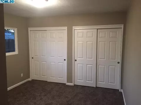1136 E Malone St, Hanford, CA 93230 photo 7