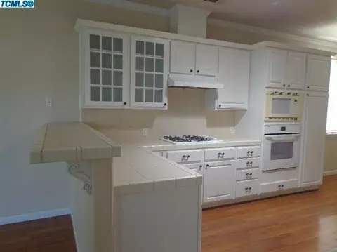 2009 E Victor Ave, Visalia, CA 93292 photo 9