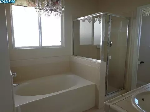 2009 E Victor Ave, Visalia, CA 93292 photo 14