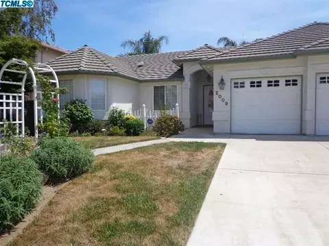 2009 E Victor Ave, Visalia, CA 93292 photo 3