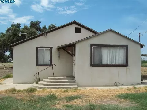 6746 22nd Ave, Lemoore, CA 93245 photo 1