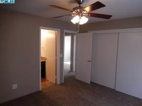 438 N E St, Tulare, CA 93274 photo 9