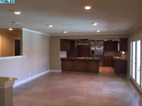 1602 E Avila Dr, Tulare, CA 93274 photo 14