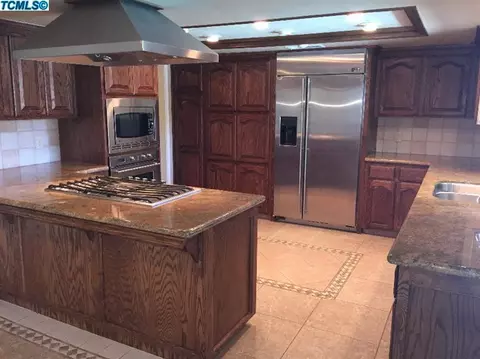 1602 E Avila Dr, Tulare, CA 93274 photo 15