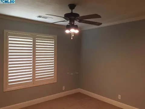 1602 E Avila Dr, Tulare, CA 93274 photo 12