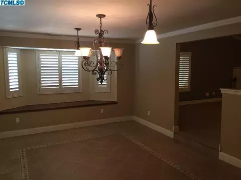 1602 E Avila Dr, Tulare, CA 93274 photo 27