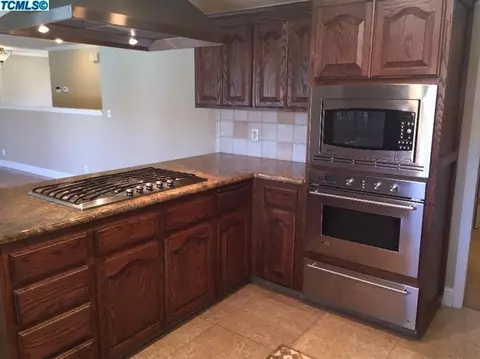 1602 E Avila Dr, Tulare, CA 93274 photo 16