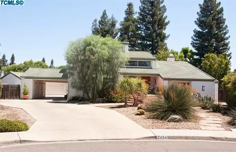 2424 E Vassar Dr, Visalia, CA 93292 photo 1