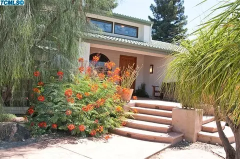 2424 E Vassar Dr, Visalia, CA 93292 photo 3
