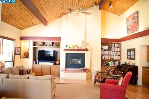 2424 E Vassar Dr, Visalia, CA 93292 photo 10