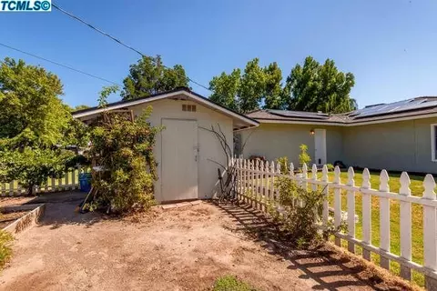 257 Hogan Dr, Lemoore, CA 93245 photo 22