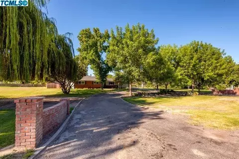 257 Hogan Dr, Lemoore, CA 93245 photo 25