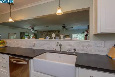 257 Hogan Dr, Lemoore, CA 93245 photo 7