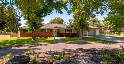257 Hogan Dr, Lemoore, CA 93245 photo 26