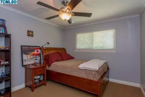 257 Hogan Dr, Lemoore, CA 93245 photo 10