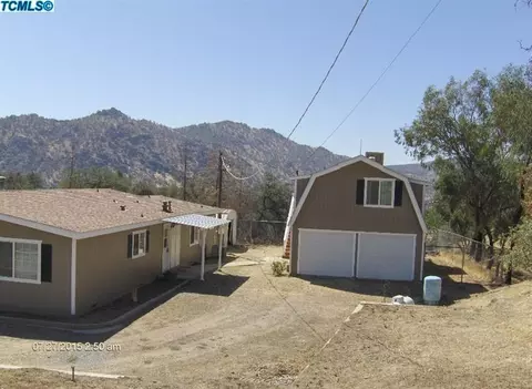 35334 Arrowhead Ln, Squaw Valley, CA 93675 photo 4