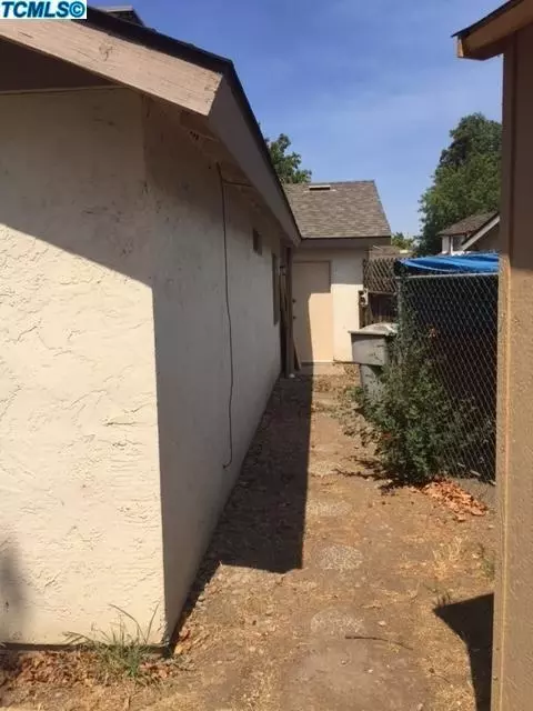 1236 E Saint Johns Pkwy, Visalia, CA 93292 photo 20
