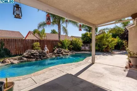 1399 Monarch Dr, Lemoore, CA 93245 photo 23