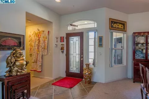 1399 Monarch Dr, Lemoore, CA 93245 photo 3