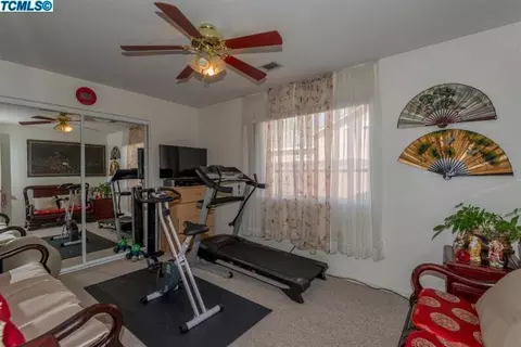 1399 Monarch Dr, Lemoore, CA 93245 photo 15
