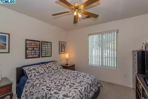 1399 Monarch Dr, Lemoore, CA 93245 photo 16