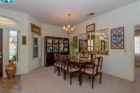 1399 Monarch Dr, Lemoore, CA 93245 photo 8