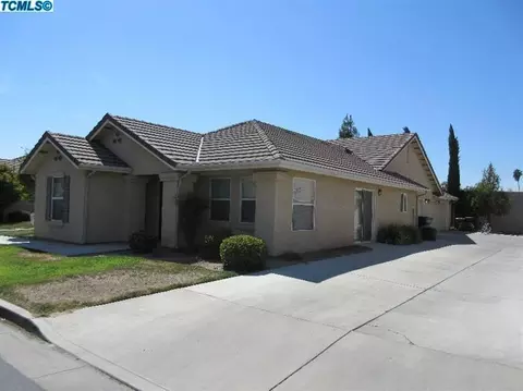 1973 E Academy Ave, Tulare, CA 93274 photo 1