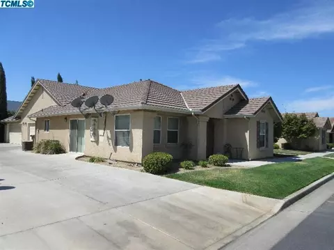 1973 E Academy Ave, Tulare, CA 93274 photo 7