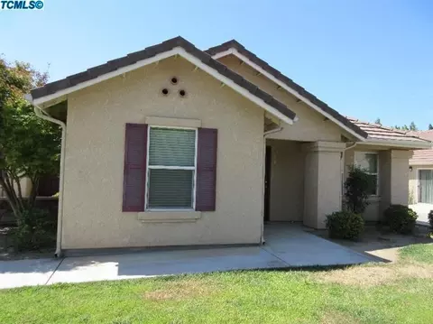 1973 E Academy Ave, Tulare, CA 93274 photo 2