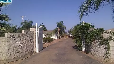 32532 Road 160, Ivanhoe, CA 93235 photo 1