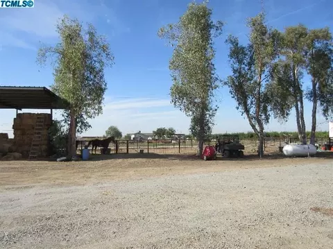 23261 5th Ave, Corcoran, CA 93212 photo 16