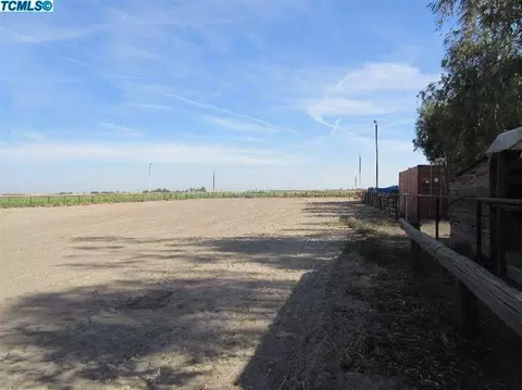 23261 5th Ave, Corcoran, CA 93212 photo 4