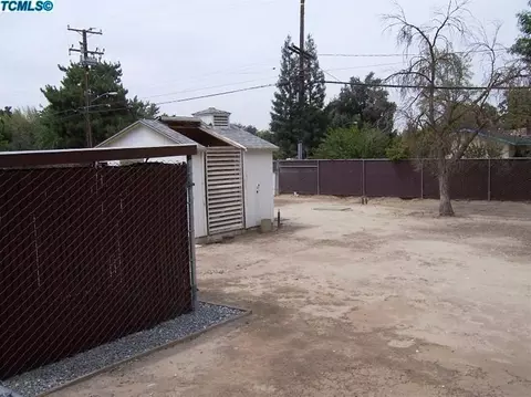 1237 Emerald Ln, Visalia, CA 93277 photo 25