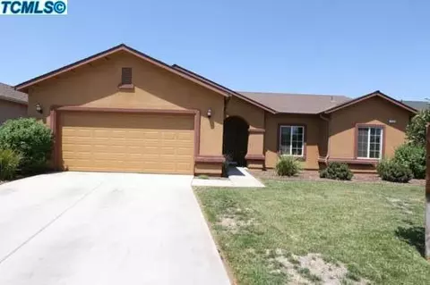 1303 El Paso, Dinuba, CA 93618 photo 2
