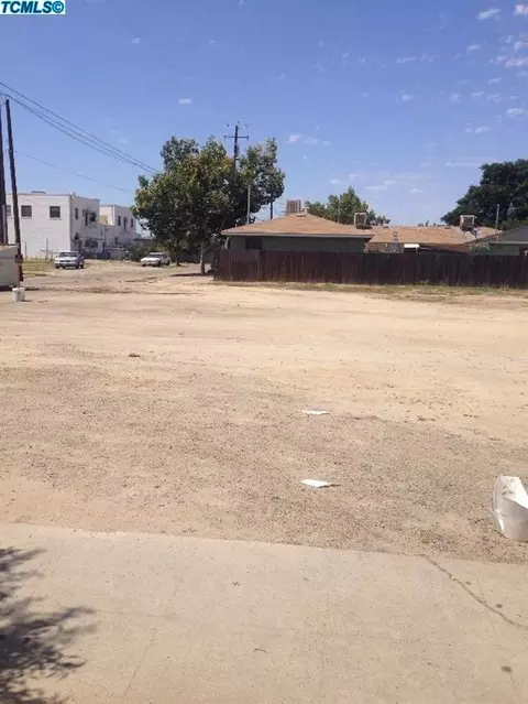 739 K St, Sanger, CA 93657 photo 5