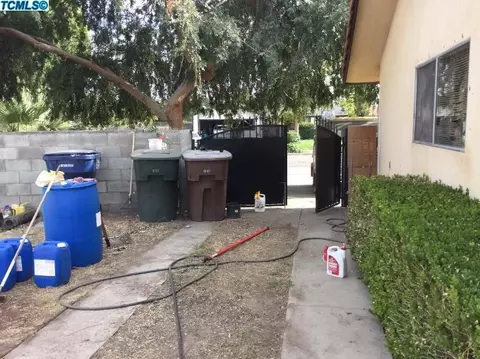 1620 E Walnut Ave, Tulare, CA 93274 photo 4