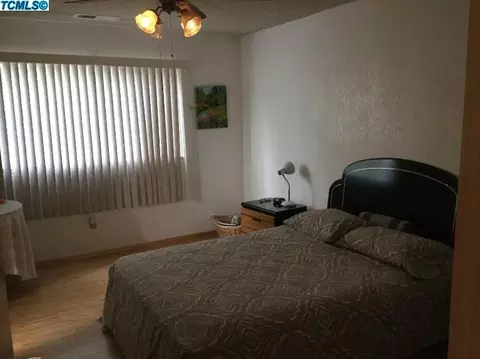 1620 E Walnut Ave, Tulare, CA 93274 photo 13