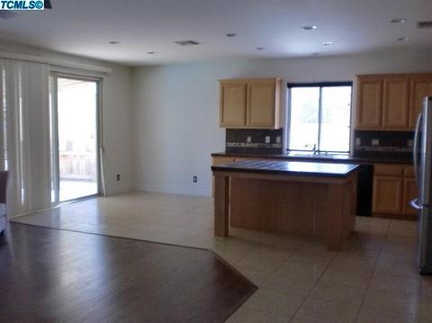 3803 E Seeger Ave, Visalia, CA 93292 photo 9