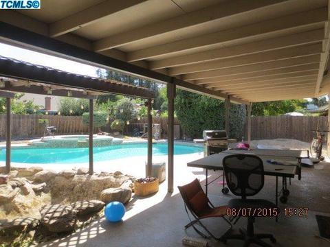 2247 E Paradise Ave, Visalia, CA 93292 photo 5