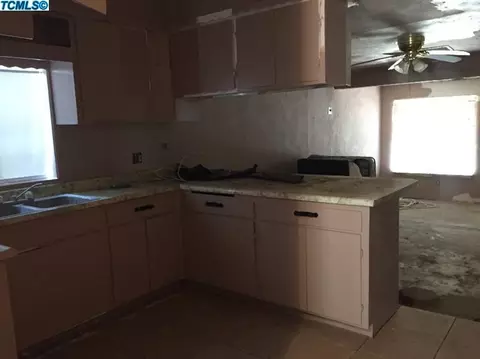 241 S Quince, Exeter, CA 93221 photo 5