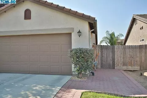 4139 E Stapp Ave, Visalia, CA 93292 photo 3