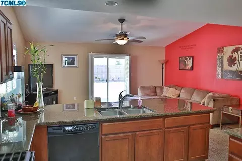 4139 E Stapp Ave, Visalia, CA 93292 photo 6
