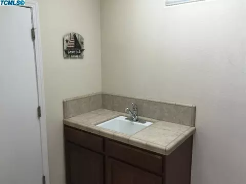 4008 E Willow Ave, Visalia, CA 93292 photo 25