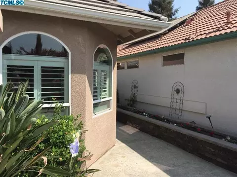 4008 E Willow Ave, Visalia, CA 93292 photo 3